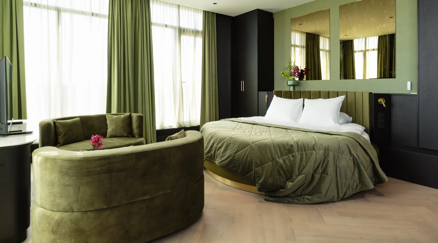 Penthouse Suite