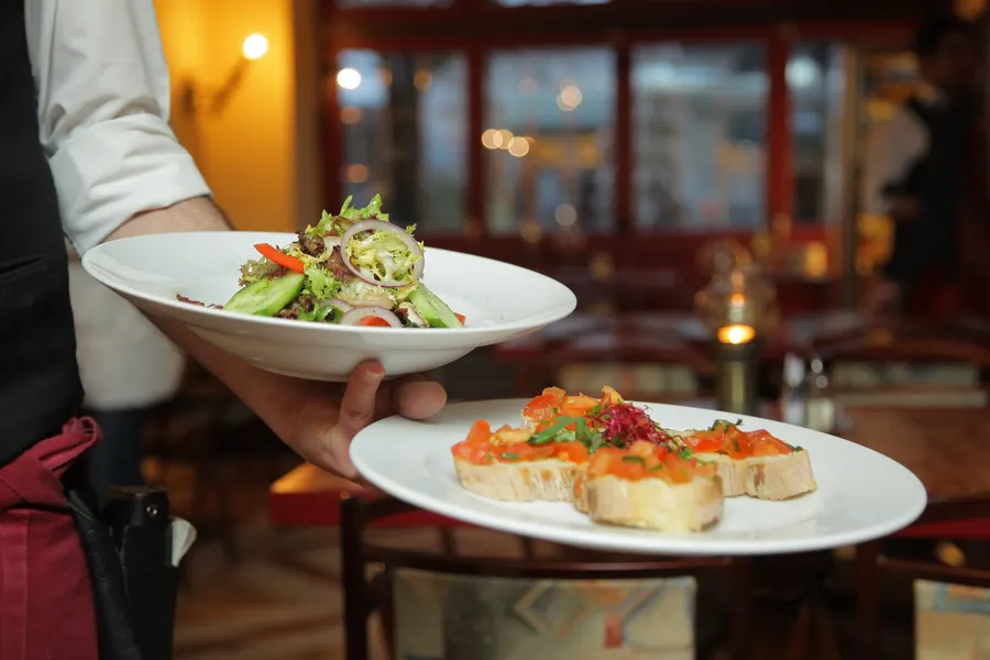 Dining in Hotel Berlin Brandenburg