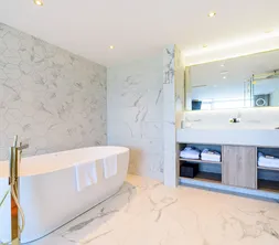 JuniorSuite Topaz