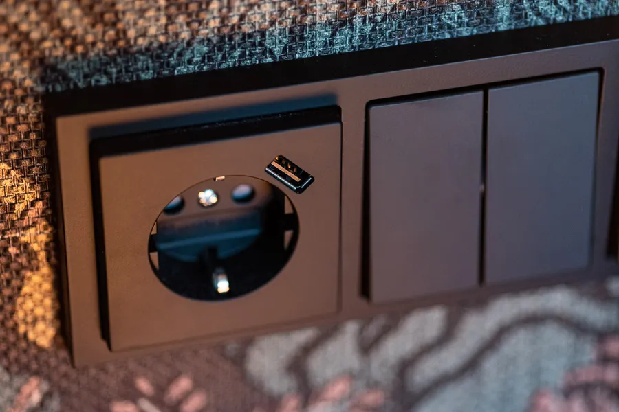Socket with USB