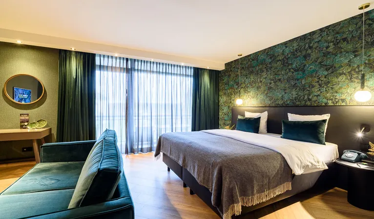 JuniorSuite Emerald