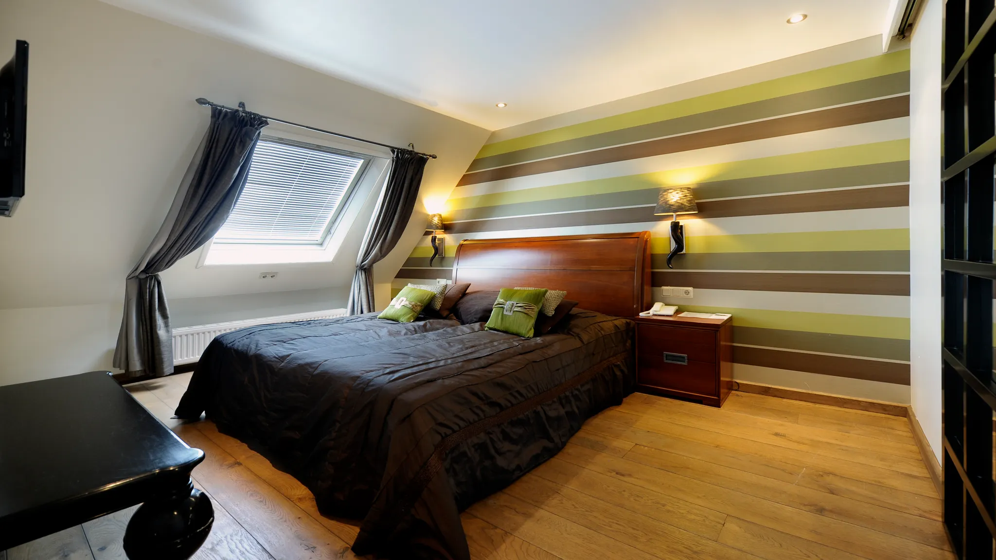 Executive Suite Bett