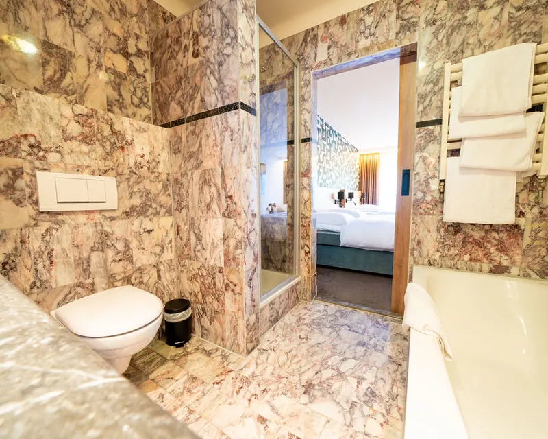 Deluxe Zimmer Badezimmer