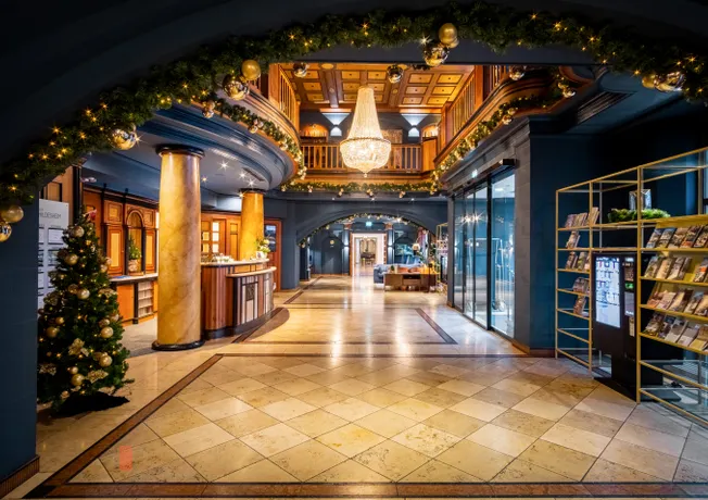lobby