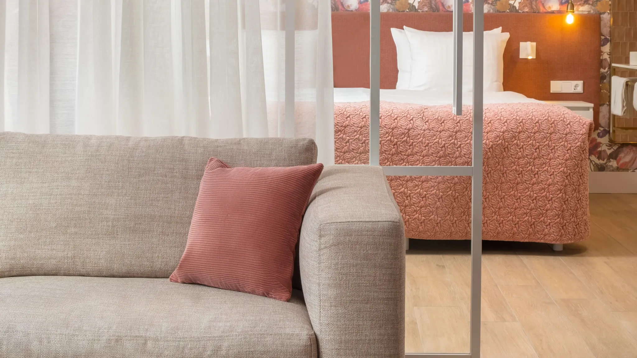 Suite Rose