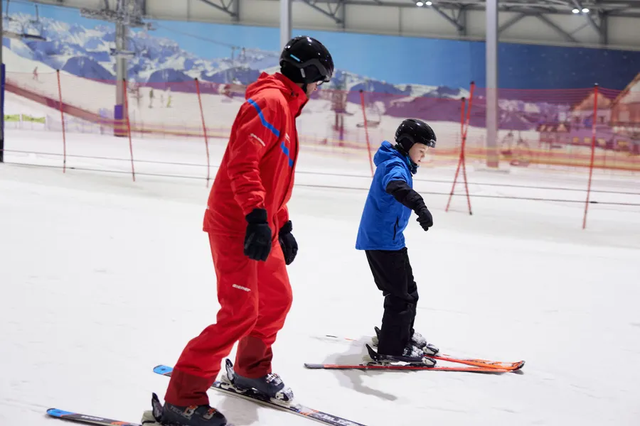 Vater und Sohn Ski