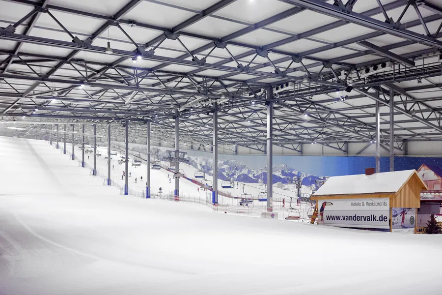 Ski dome
