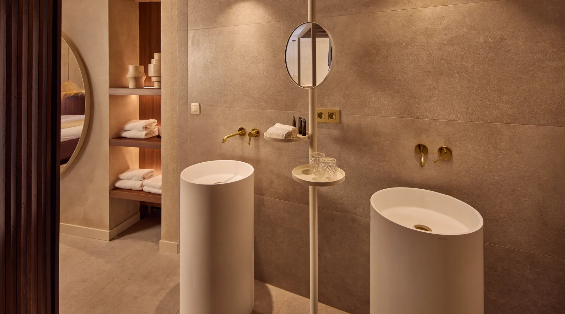 nomad suite