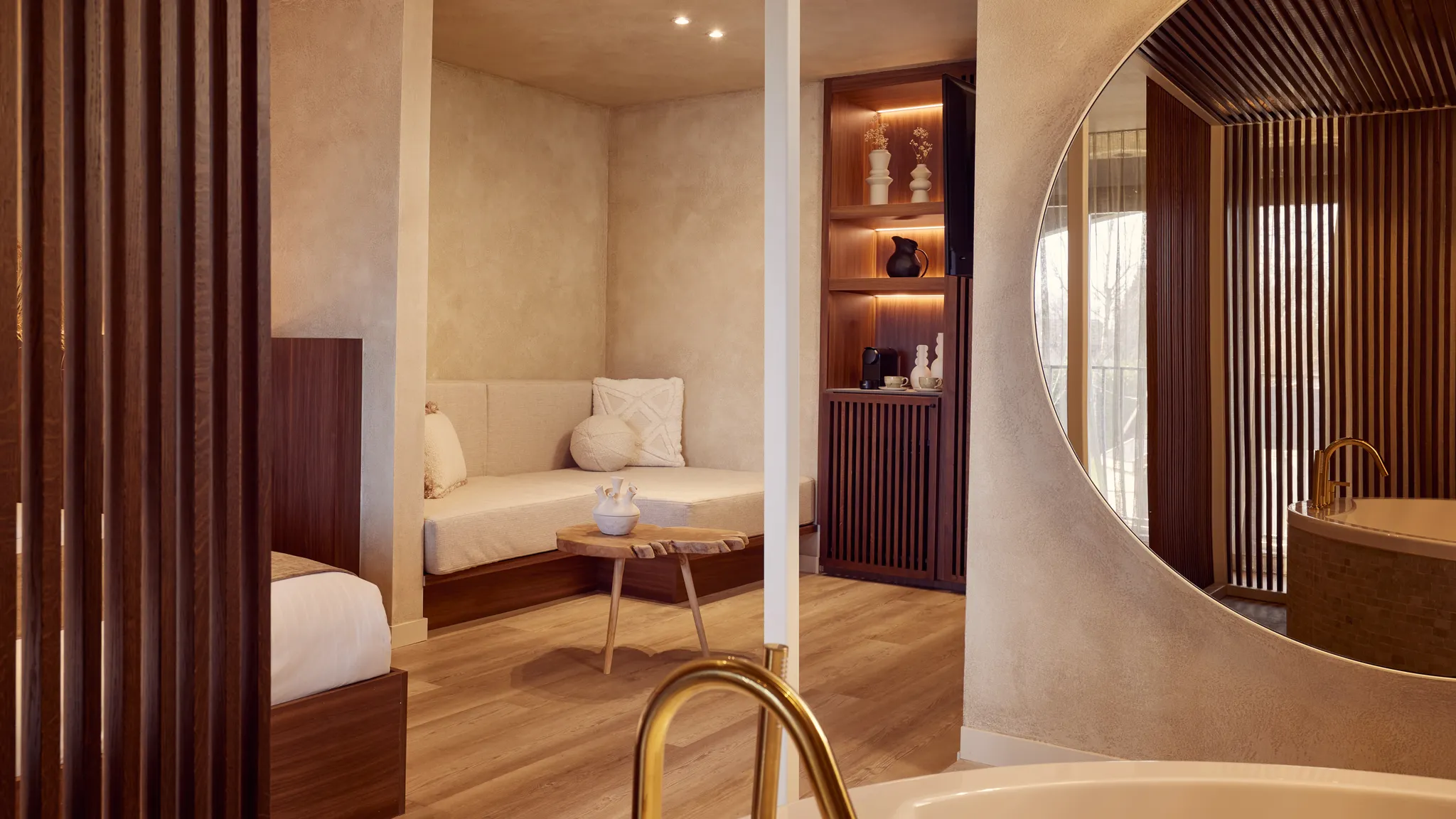 nomad suite
