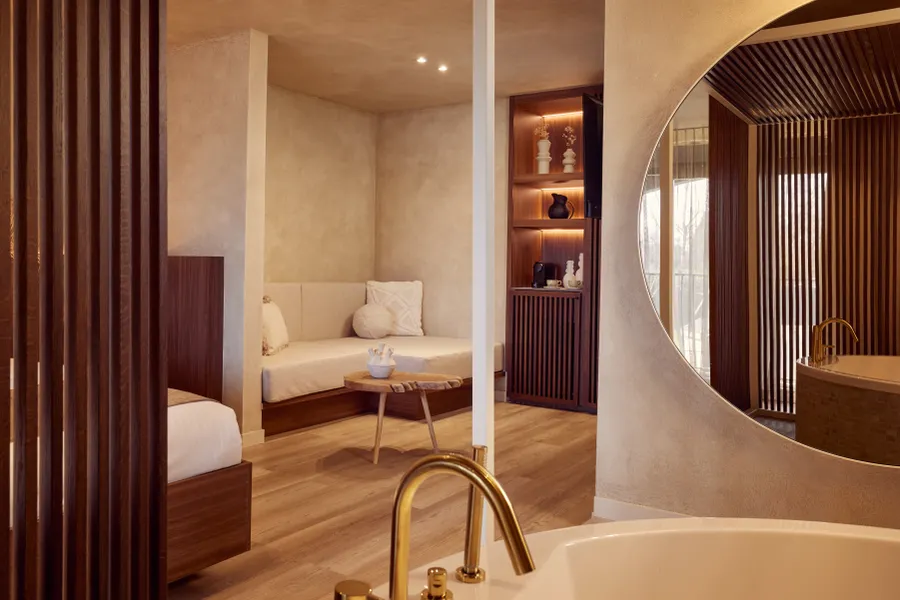 nomad suite