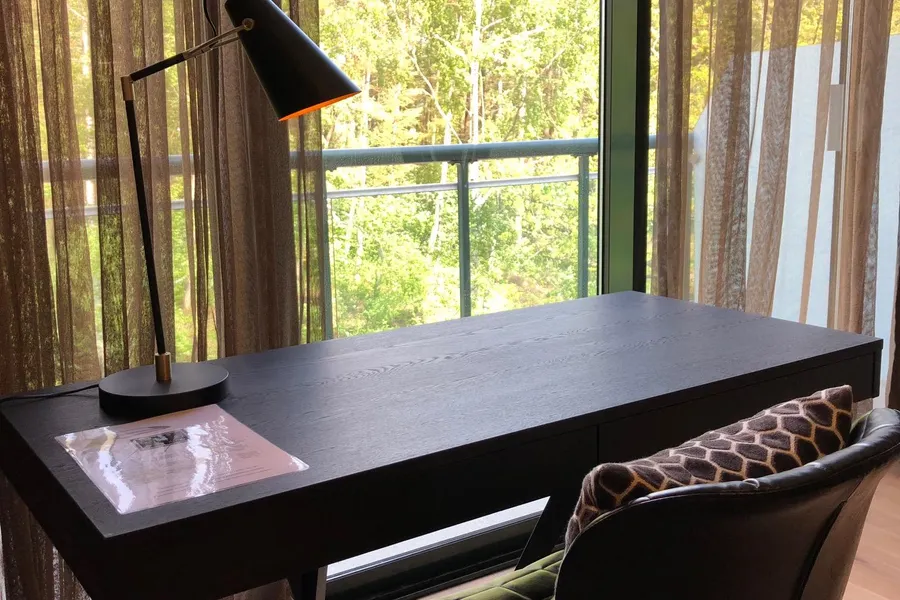 Bureau Empire suite