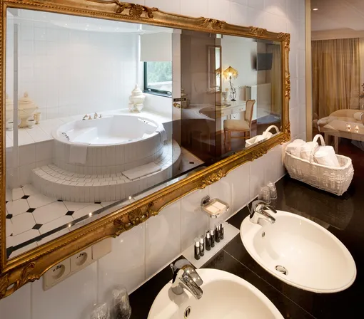 Royal Suite - Van der Valk Hotel Nazareth - Gent