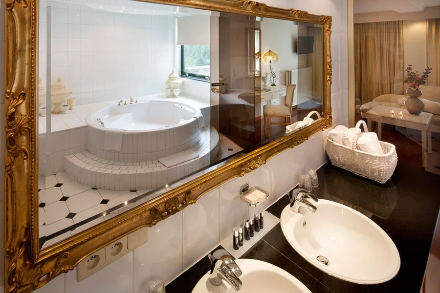 Royal Suite - Van der Valk Hotel Nazareth - Gent