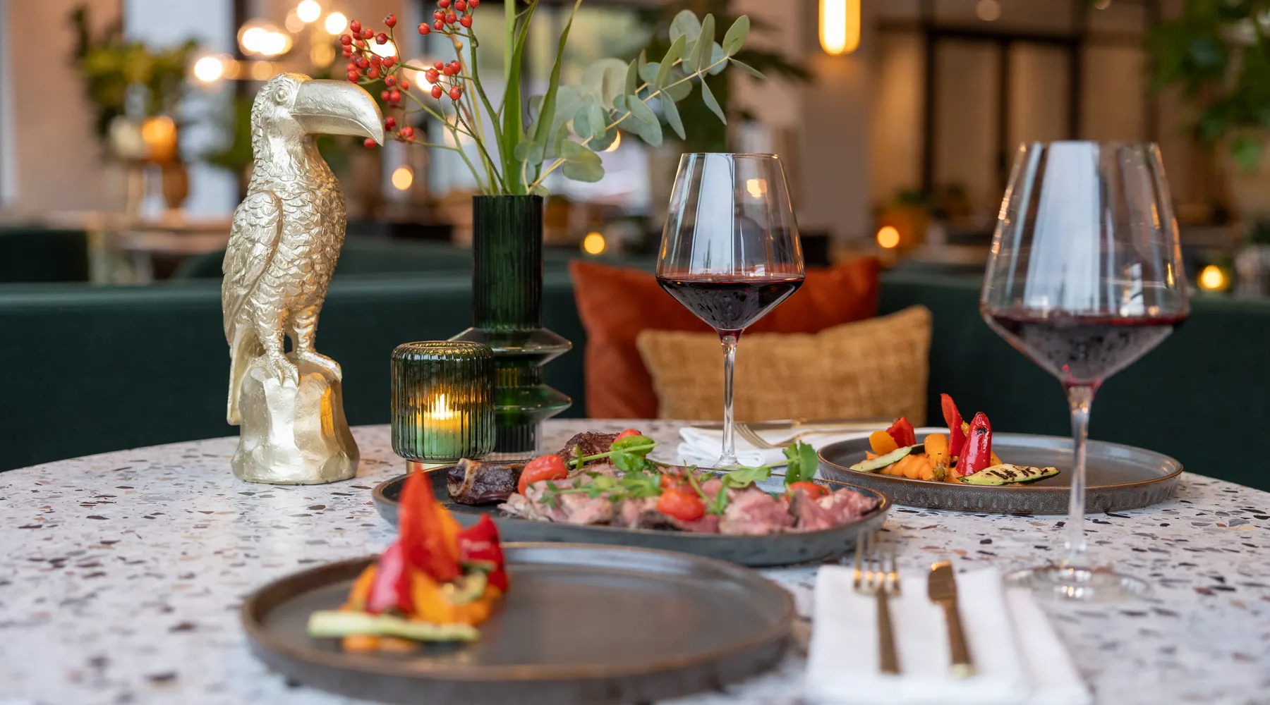Dinner restaurant