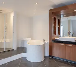 Junior Suite 4