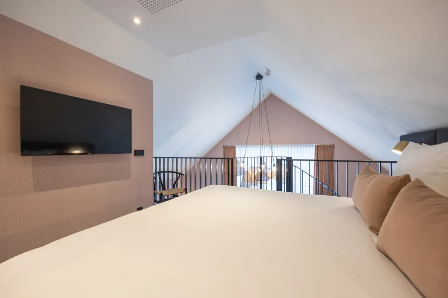 Seperate sleeping area