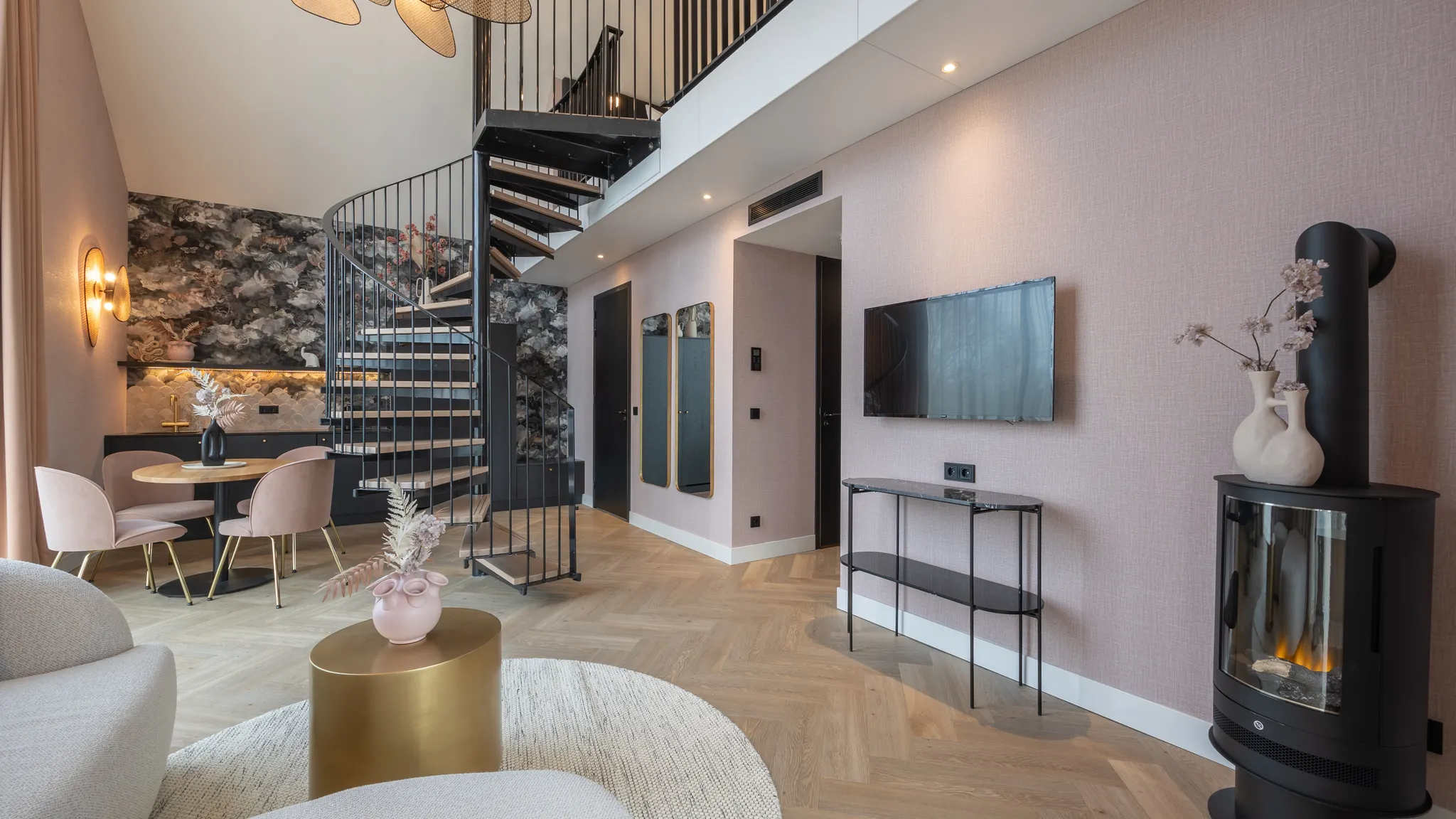 Luxe penthouse suite