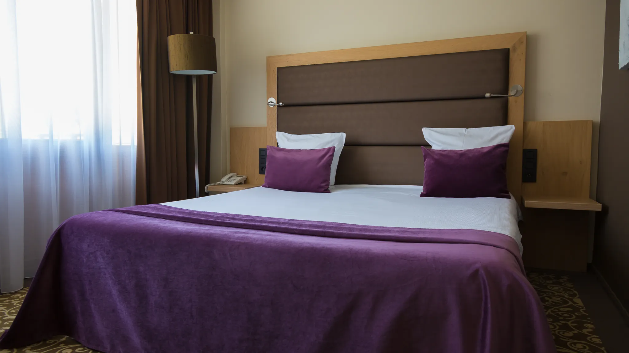 Chambre supérieure avec lit double à l’hôtel Van der Valk Nivelles