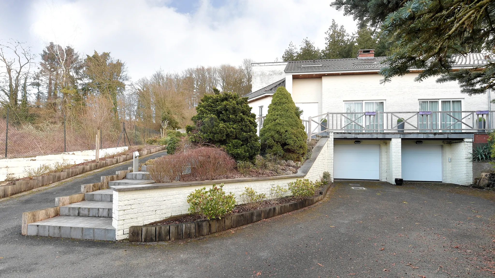 Outside view of the villa 3