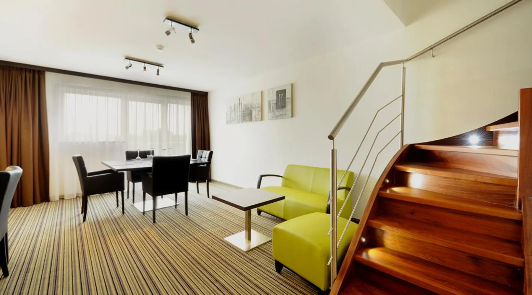 Duplex Suite