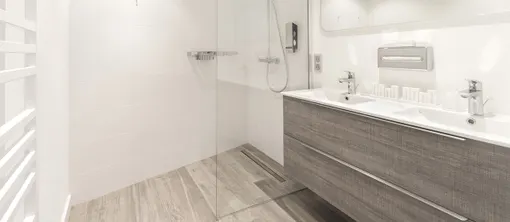 Harbour Royal Suite