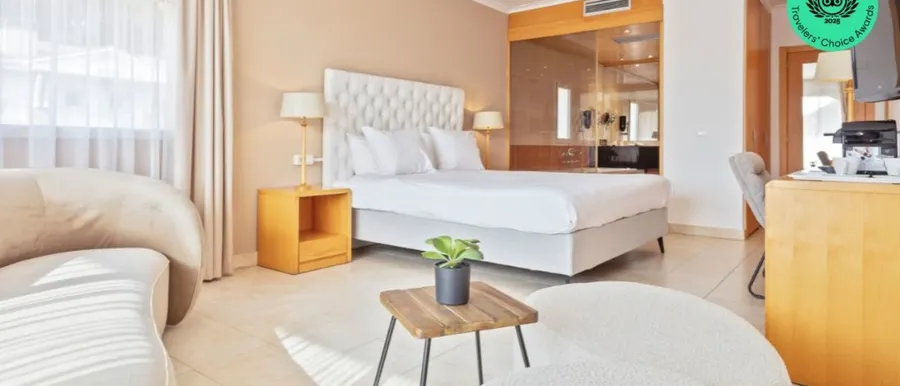 Juniorsuite met zithoek in Hotel Barcarola