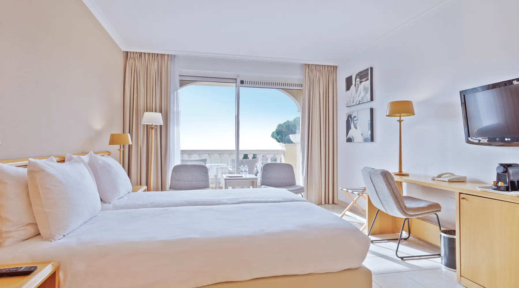 junior suite - pool view - Van der Valk Hotel Barcarola