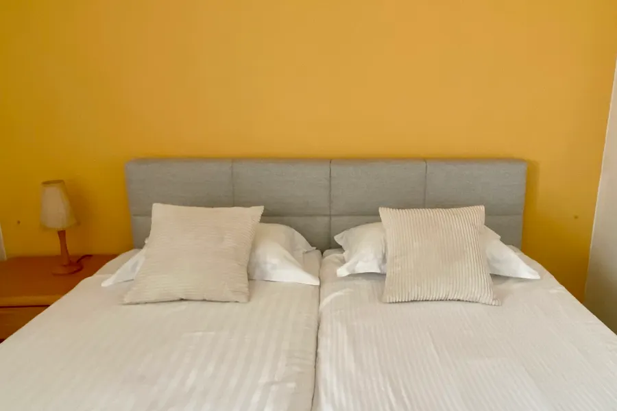 1 x 2 persons bedroom