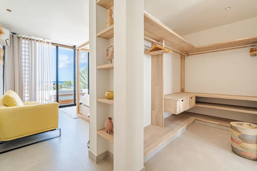 walk-in closet penthouse laguna view