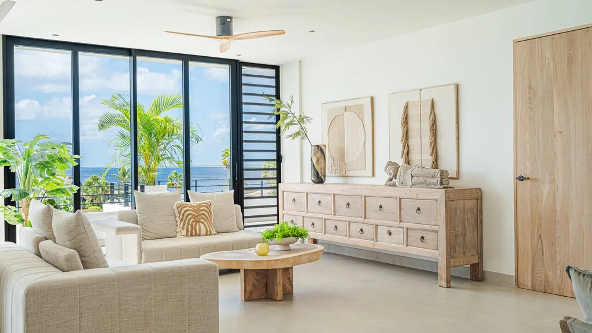 Ruim zitgedeelte penthouse laguna view