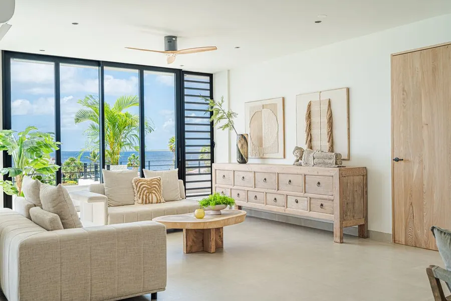 Ruimte woonkamer penthouse oceanfront