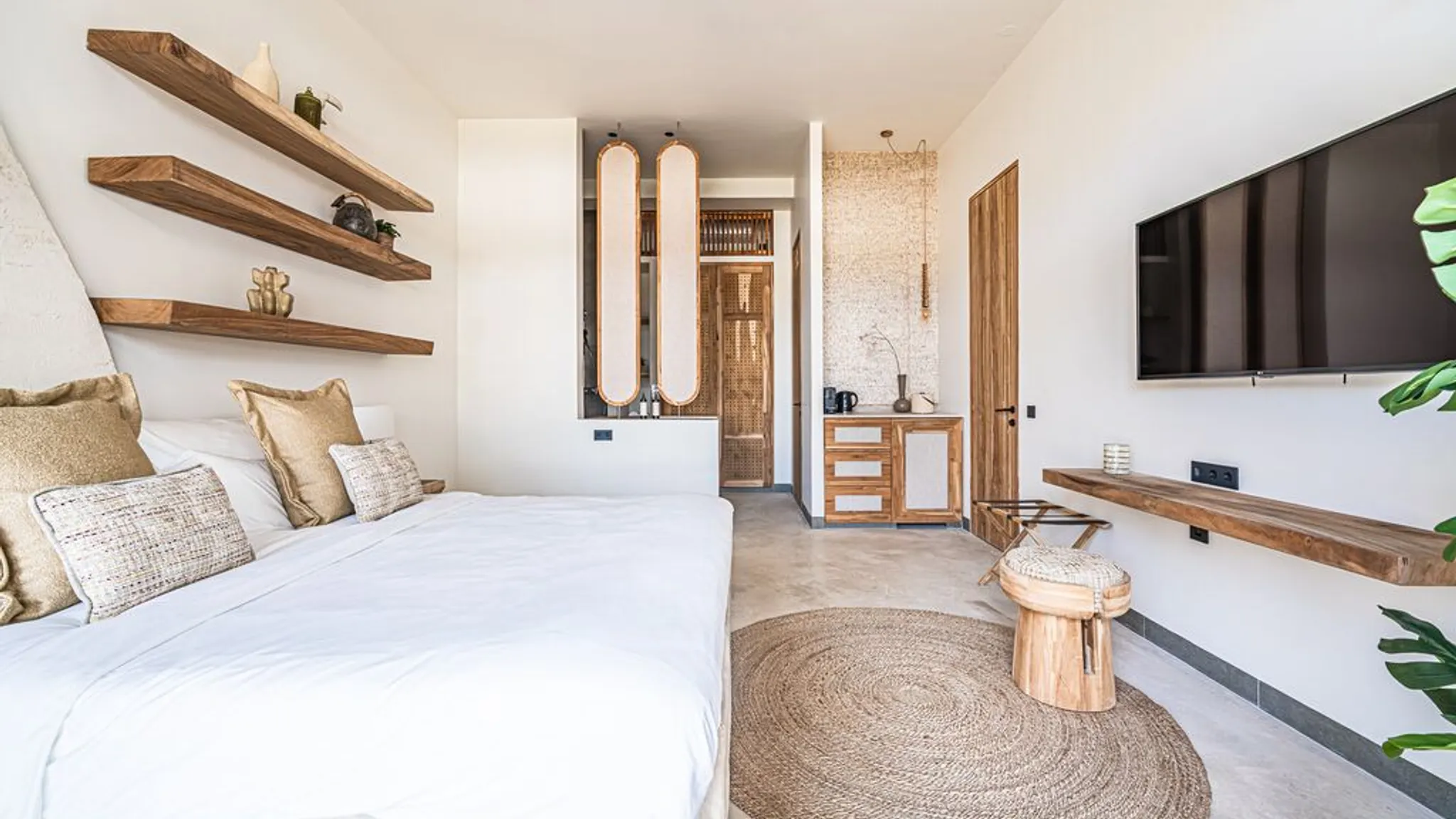 Deluxe Room Family